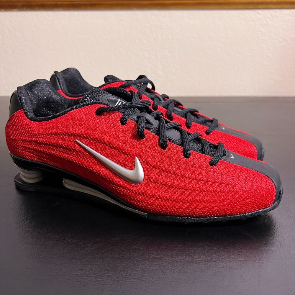 Nike Shox Z Women’s size 7.5 Low Top Lace-Up Sneaker Red/Black/Silver IQ7574-671